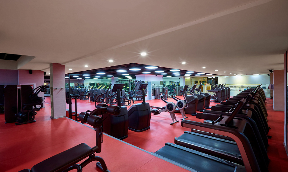 Established Gym in Prime Shopping Mall Location 1