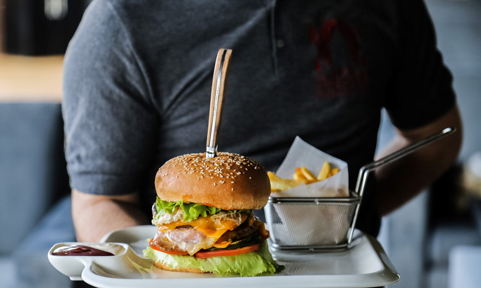 Established Halaal Fish & Burger Restaurant / Takeaway For Sale 1