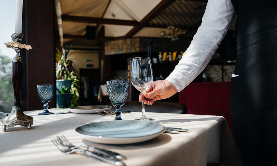 Prime Well-Known Upmarket Profitable Restaurant In Northern Suburbs For Sale 1 Prime Well-Known Upmarket Profitable Restaurant In Northern Suburbs For Sale 1