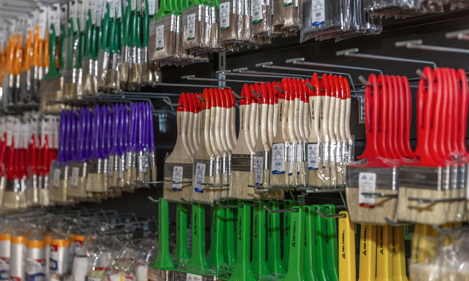 Hardware Store, Building & Property, South Of Johannesburg For Sale 1