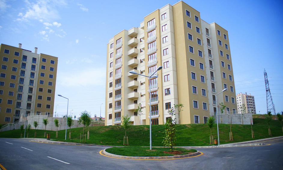 Units for sale in an office block in a fast growing town in the southern suburbs 1 Units for sale in an office block in a fast growing town in the southern suburbs 1