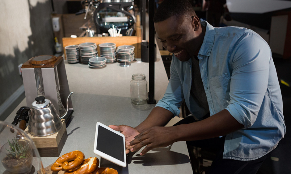 Turnkey device care and Portuguese cafe in high foot traffic area of Johannesburg 1
