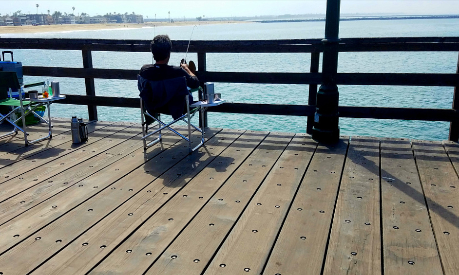 Profitable decking business in the heart of the KZN North Coast. 1