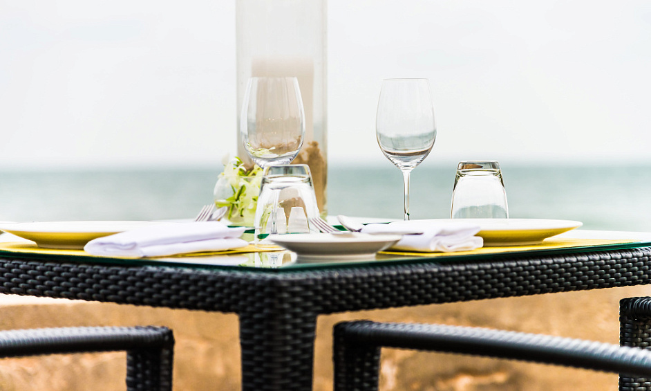 Restaurant With Prime Beachfront Location In Helderberg For Sale 1